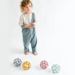 Pelota sensorial XL Mustard - Imagen 4