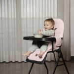 Trona plegable básica Minna rosa - Imagen 4